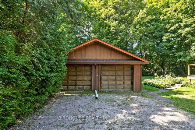 92 Laidlaw Dr, House detached with 4 bedrooms, 1 bathrooms and 12 parking in Kawartha Lakes ON | Image 32