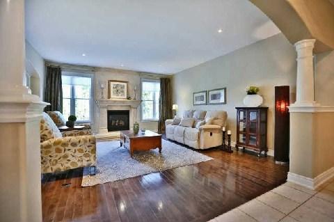 809 Canyon St, House detached with 3 bedrooms, 5 bathrooms and 4 parking in Mississauga ON | Image 8