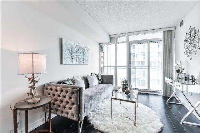 1810 - 15 Iceboat Terr, Condo with 1 bedrooms, 1 bathrooms and 0 parking in Toronto ON | Image 24