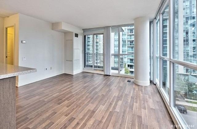 610 - 23 Sheppard Ave E, Condo with 2 bedrooms, 2 bathrooms and 1 parking in Toronto ON | Image 3