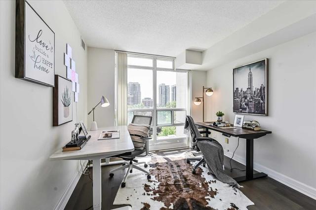 911 - 35 Bales Ave, Condo with 2 bedrooms, 2 bathrooms and 1 parking in Toronto ON | Image 8