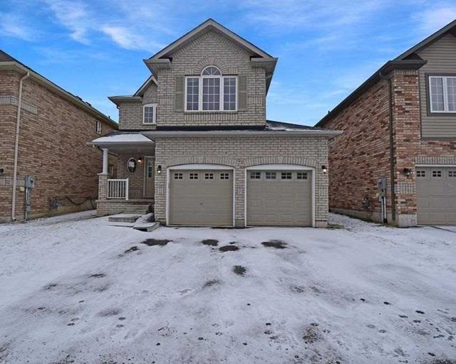 20 Crew Crt, House detached with 4 bedrooms, 3 bathrooms and 4 parking in Barrie ON | Image 1