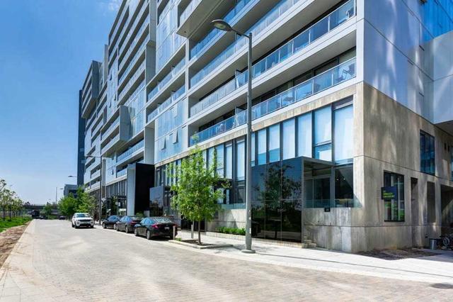 820 - 32 Trolley Cres, Condo with 2 bedrooms, 2 bathrooms and 1 parking in Toronto ON | Image 1