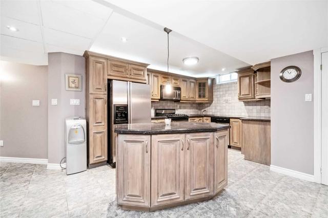 7327 Glamorgan Way, House detached with 4 bedrooms, 5 bathrooms and 5 parking in Mississauga ON | Image 21