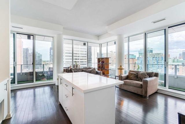 1909 - 111 Elizabeth St, Condo with 2 bedrooms, 2 bathrooms and 1 parking in Toronto ON | Image 27