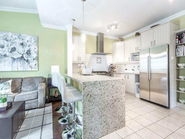 111 Pantomine Blvd, House detached with 4 bedrooms, 3 bathrooms and 2 parking in Brampton ON | Image 8