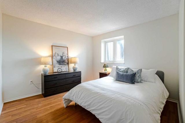 1 - 92 Twenty Ninth St, Townhouse with 3 bedrooms, 2 bathrooms and 2 parking in Toronto ON | Image 10