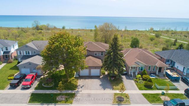 1515 Connery Cres, House semidetached with 3 bedrooms, 3 bathrooms and 3 parking in Oshawa ON | Image 1
