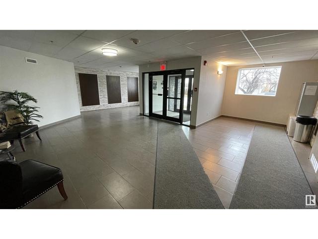 301 - 5302 51 St, Condo with 1 bedrooms, 2 bathrooms and null parking in Bonnyville AB | Image 3