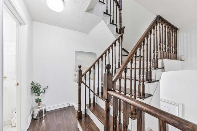 th #3 - 100 Arbors Lane, Townhouse with 3 bedrooms, 3 bathrooms and 2 parking in Vaughan ON | Image 2