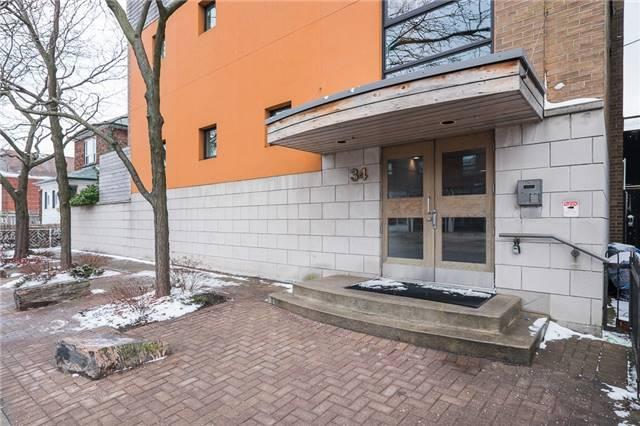 106 - 34 Claremont St, Condo with 1 bedrooms, 1 bathrooms and null parking in Toronto ON | Image 2
