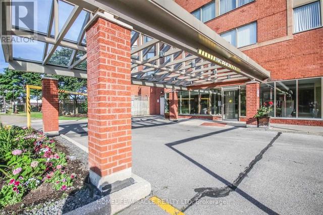 lph11 - 2466 Eglinton Ave E, Condo with 2 bedrooms, 2 bathrooms and 1 parking in Toronto ON | Image 1