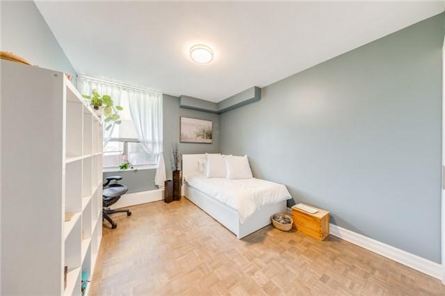 1001 - 61 Richview Rd, Condo with 2 bedrooms, 2 bathrooms and 1 parking in Toronto ON | Image 11