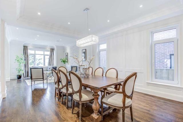 332 Horsham Ave, House detached with 5 bedrooms, 7 bathrooms and 3 parking in Toronto ON | Image 5