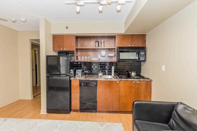 1616 - 200 Victoria St, Condo with 1 bedrooms, 1 bathrooms and 0 parking in Toronto ON | Image 8