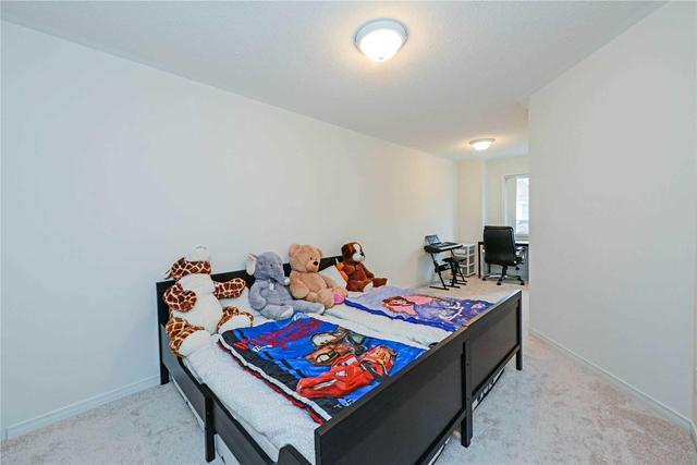 70 Utopia Way, Townhouse with 3 bedrooms, 4 bathrooms and 1 parking in Brampton ON | Image 8