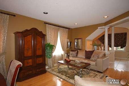345 Vellore Woods Blvd, House detached with 4 bedrooms, 3 bathrooms and 2 parking in Vaughan ON | Image 5