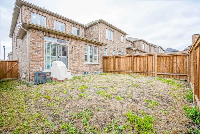 13 James Glover Dr, House attached with 3 bedrooms, 3 bathrooms and 2 parking in Markham ON | Image 25