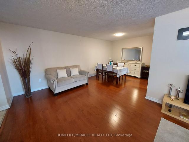 409 - 25 Kensington Rd S, Condo with 2 bedrooms, 1 bathrooms and 1 parking in Brampton ON | Image 25