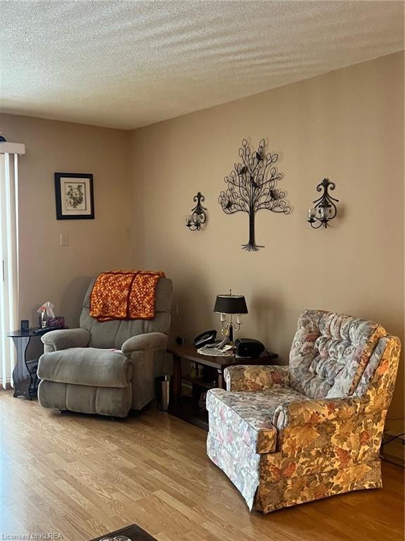 218 - 475 Parkhill Road W, House attached with 2 bedrooms, 1 bathrooms and null parking in Peterborough ON | Image 10