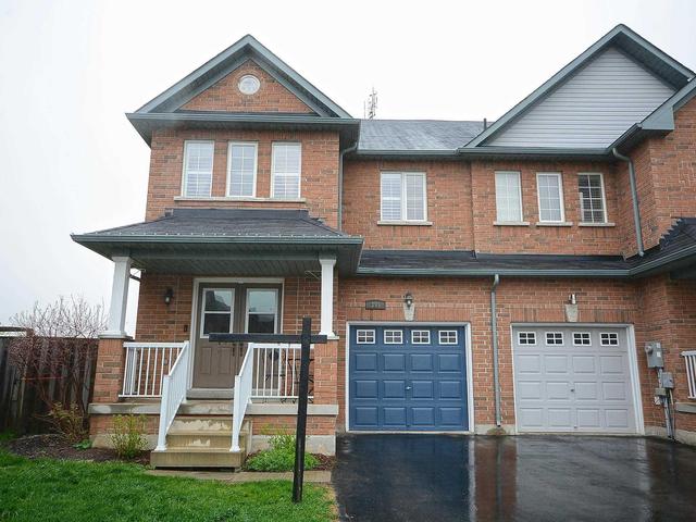 395 Bussel Cres, House attached with 3 bedrooms, 3 bathrooms and 2 parking in Milton ON | Image 1