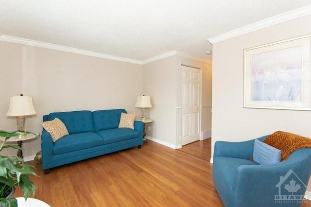 g - 52 Sumac Street, Townhouse with 3 bedrooms, 2 bathrooms and 1 parking in Ottawa ON | Image 15