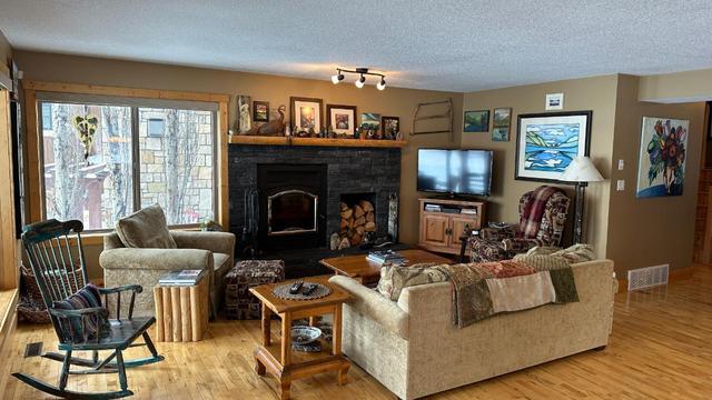 1747 5th Avenue, House detached with 3 bedrooms, 3 bathrooms and 3 parking in Invermere BC | Image 19