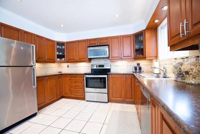 2243 Kenbarb Rd, House detached with 4 bedrooms, 4 bathrooms and 6 parking in Mississauga ON | Image 30