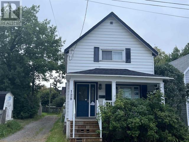 128 Tancred, House detached with 3 bedrooms, 2 bathrooms and null parking in Sault Ste. Marie ON | Image 3