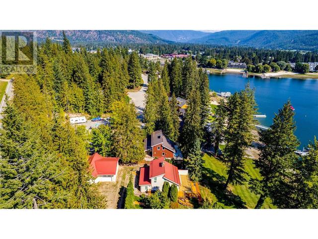 339 Coach Road, House detached with 3 bedrooms, 3 bathrooms and 8 parking in Sicamous BC | Image 55