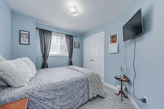 54 Bird St, House detached with 3 bedrooms, 2 bathrooms and 5 parking in Barrie ON | Image 28