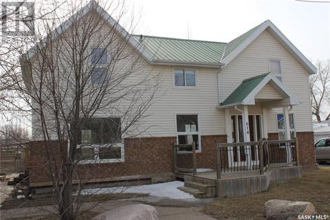 614 First A Street, Estevan, SK, S4A0C6 | Card Image