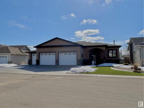 5721 43 Av, House detached with 4 bedrooms, 3 bathrooms and null parking in St. Paul AB | Card Image