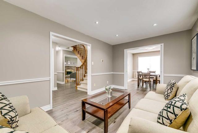 1375 Bramblewood Green, House detached with 4 bedrooms, 4 bathrooms and 6 parking in Oakville ON | Image 13