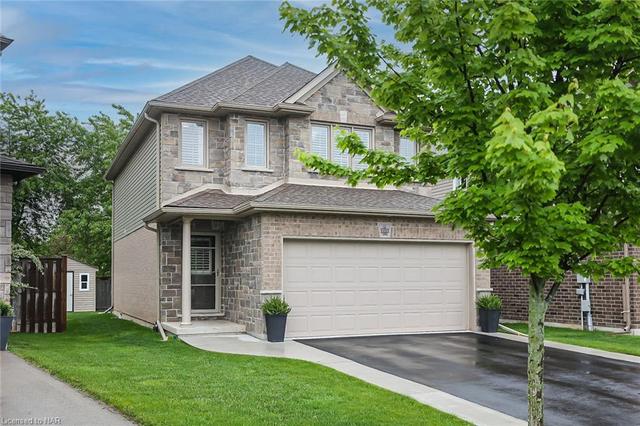 6480 Armelina Crescent, House detached with 3 bedrooms, 2 bathrooms and 4 parking in Niagara Falls ON | Image 2
