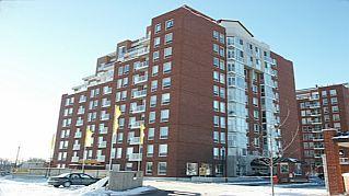 lph1 - 60 Old Mill Rd, Condo with 3 bedrooms, 3 bathrooms and null parking in Oakville ON | Image 1