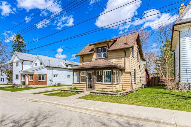 230 Jane Street, House detached with 2 bedrooms, 1 bathrooms and 3 parking in Minto ON | Image 23