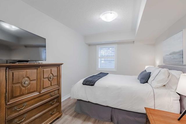 15 - 130 Long Branch Ave, Townhouse with 2 bedrooms, 3 bathrooms and 1 parking in Toronto ON | Image 10