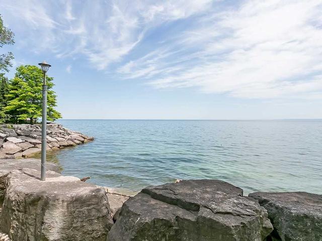 605 - 2190 Lakeshore Rd, Condo with 2 bedrooms, 3 bathrooms and 2 parking in Burlington ON | Image 30