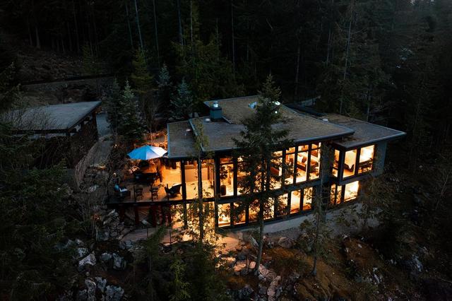 285 Kootenay Lake Road, House detached with 3 bedrooms, 4 bathrooms and 2 parking in Central Kootenay E BC | Image 11