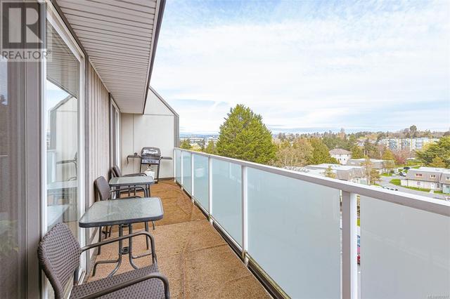 401 - 3240 Glasgow Ave, Condo with 1 bedrooms, 1 bathrooms and 1 parking in Saanich BC | Image 16