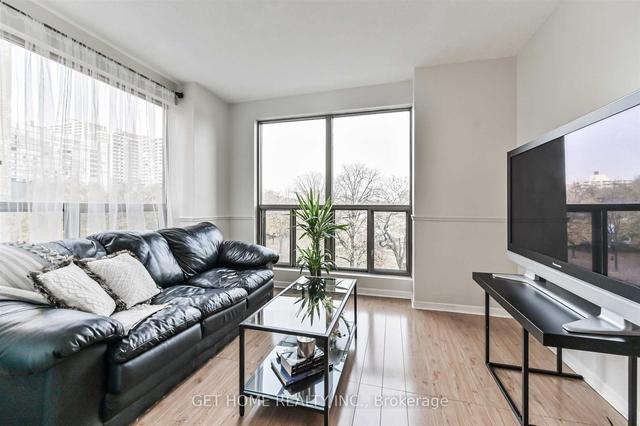 403 - 298 Jarvis St, Condo with 2 bedrooms, 2 bathrooms and 0 parking in Toronto ON | Image 3