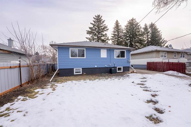 614 11 Street N, House detached with 4 bedrooms, 2 bathrooms and 4 parking in Lethbridge County AB | Image 30
