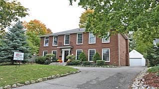 404 Lakeshore Rd E, House detached with 4 bedrooms, 4 bathrooms and null parking in Oakville ON | Image 1