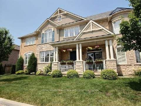 1028 Kelman Crt, House detached with 4 bedrooms, 4 bathrooms and 4 parking in Milton ON | Image 3