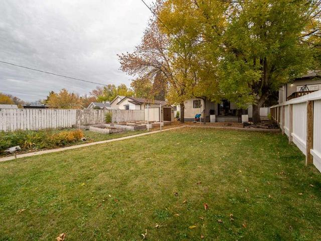 1026 7 Street N, House detached with 2 bedrooms, 1 bathrooms and 1 parking in Lethbridge AB | Image 29