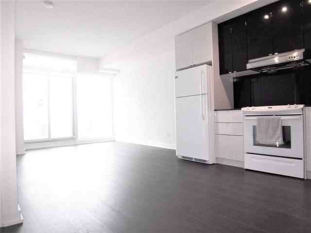 219 - 72 Esther Shiner Blvd, Condo with 1 bedrooms, 1 bathrooms and 0 parking in Toronto ON | Image 8