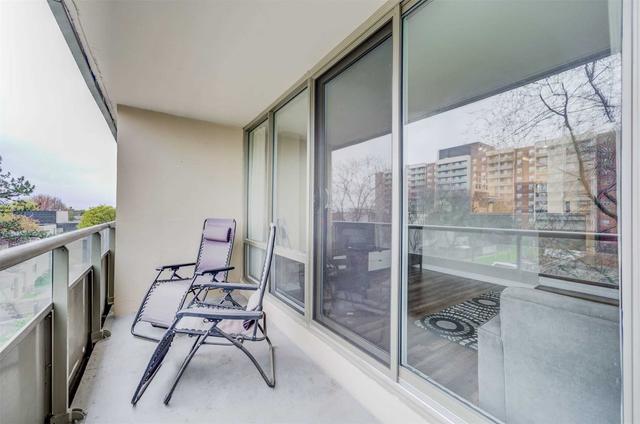 406 - 9 Four Winds Dr, Condo with 3 bedrooms, 2 bathrooms and 1 parking in Toronto ON | Image 29