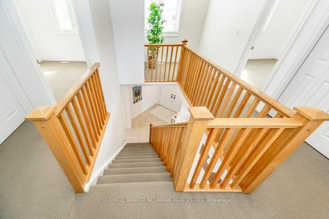 12 Carere Cres, House detached with 3 bedrooms, 4 bathrooms and 4 parking in Guelph ON | Image 11