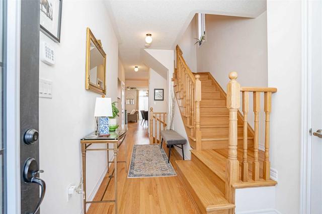 122 Christine Elliott Ave, House semidetached with 4 bedrooms, 3 bathrooms and 3 parking in Whitby ON | Image 34